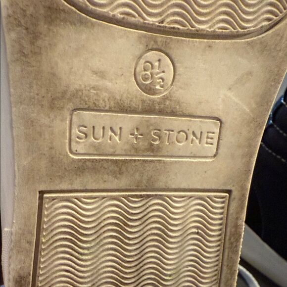 Sun + Stone Black and White high top sneakers women’s sz 8.5 - Picture 2 of 10